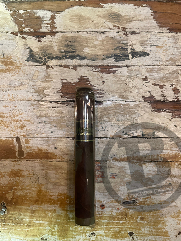 Black Works Studio The Hornet Robusto Stick